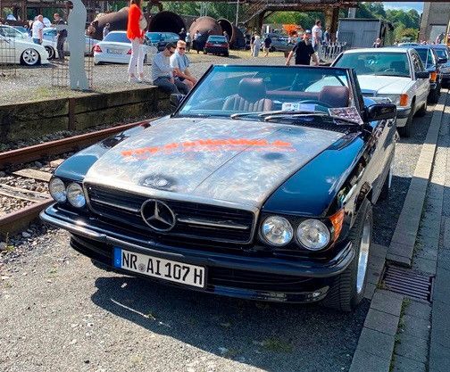 Mercedes-Benz SL 560 r107 tüv und h-kennzeichen