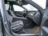 Volvo XC60 B5 AWD R Design ACC CAM H/K LHZ PANO STDHZ - Volvo XC60 Gebrauchtwagen in Erfurt