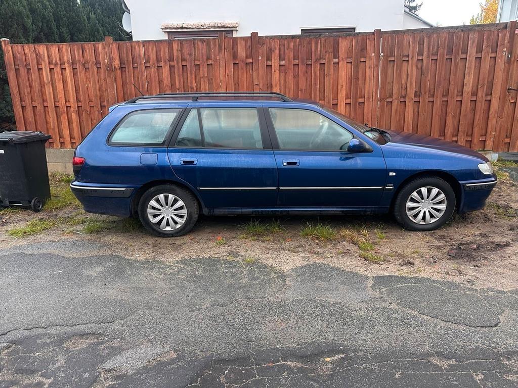 Peugeot 406