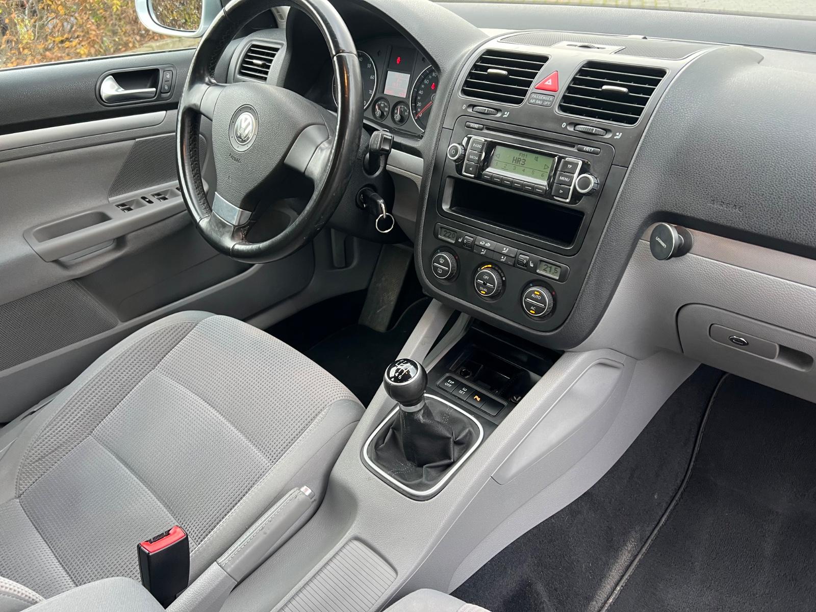 Volkswagen Golf 2009 — photo 14