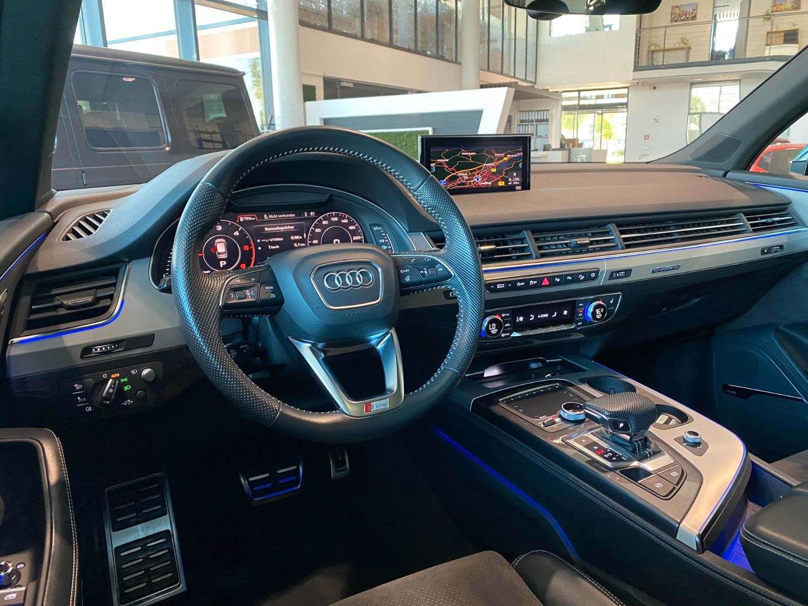 Audi Q7 50TDI S-line Matrix Luft Sthz HUD AHK ACC 7S foto 4
