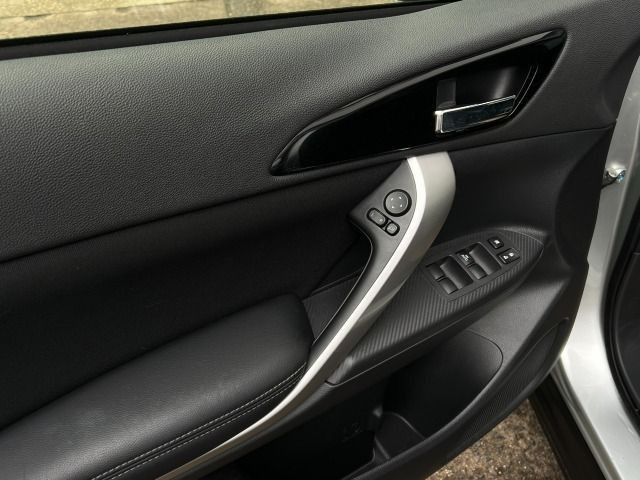 Fahrzeugabbildung Mitsubishi Eclipse Cross 2.4 MIVEC Plug-in-Hybrid 4x4