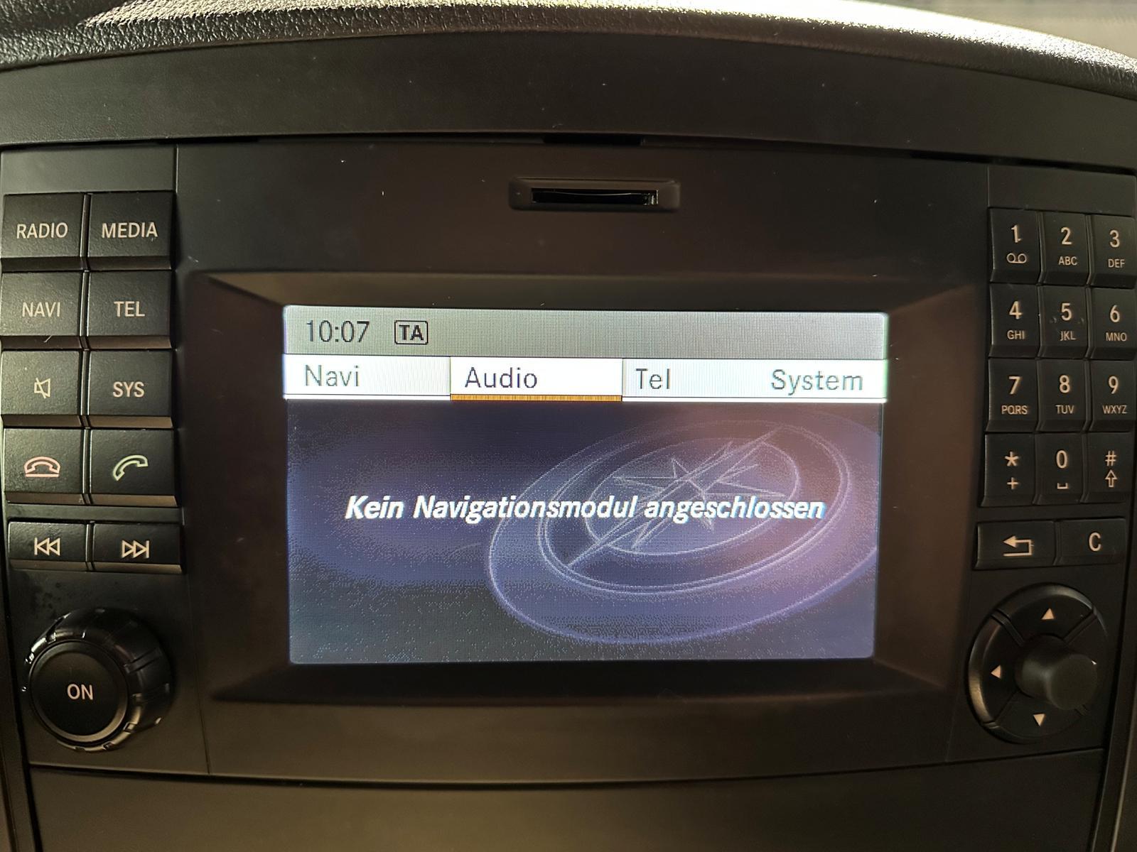 Mercedes-Benz VITO TOURER 114 4X4 LANG 2xSCH-TÜR 8SITZE STANDH