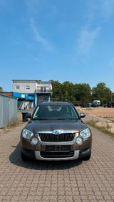 Skoda Yeti 2.0 TDI 81kW 4x4 Ambition Outdoor*AHK+PDC* - Skoda Yeti: 4x