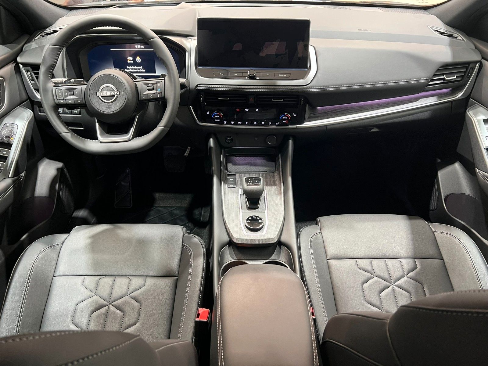 Fahrzeugabbildung Nissan Qashqai 1.3 DIG-T MHEV -X-tronic Tekna 4WD