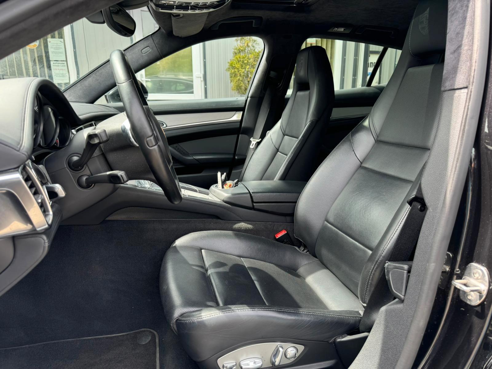 PORSCHE PANAMERA TURBO 4.8 V8 519 CH 4X4 BVA - ENTRETIEN PORSCHE COMLPET - TOIT OUVRANT - CAMERA 360°