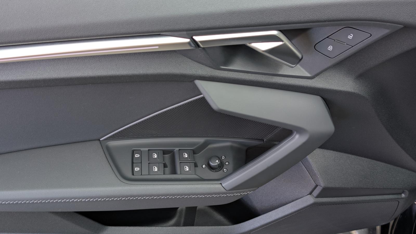 Audi A3 Sportback 30 TFSI S-Line StHz ACC AMBI LEDER, миниатюра 11