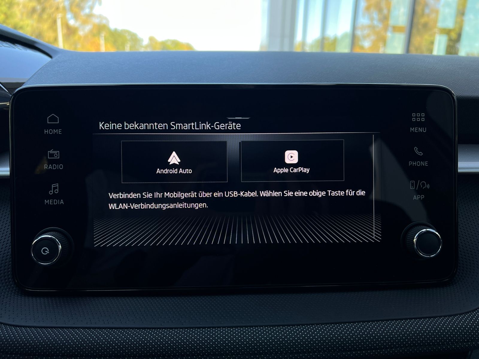 Fahrzeugabbildung SKODA Fabia Selection 1.0 TSI DSG *LED, SmartLink, Kam