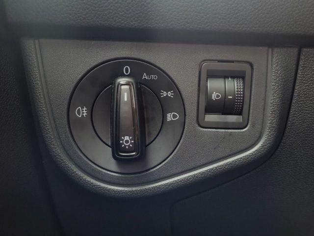 Taigo Life 1.0TSI Navi ParkPilot AHK Climatronic