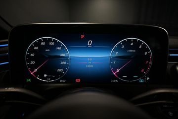 Mercedes E 200 - 9