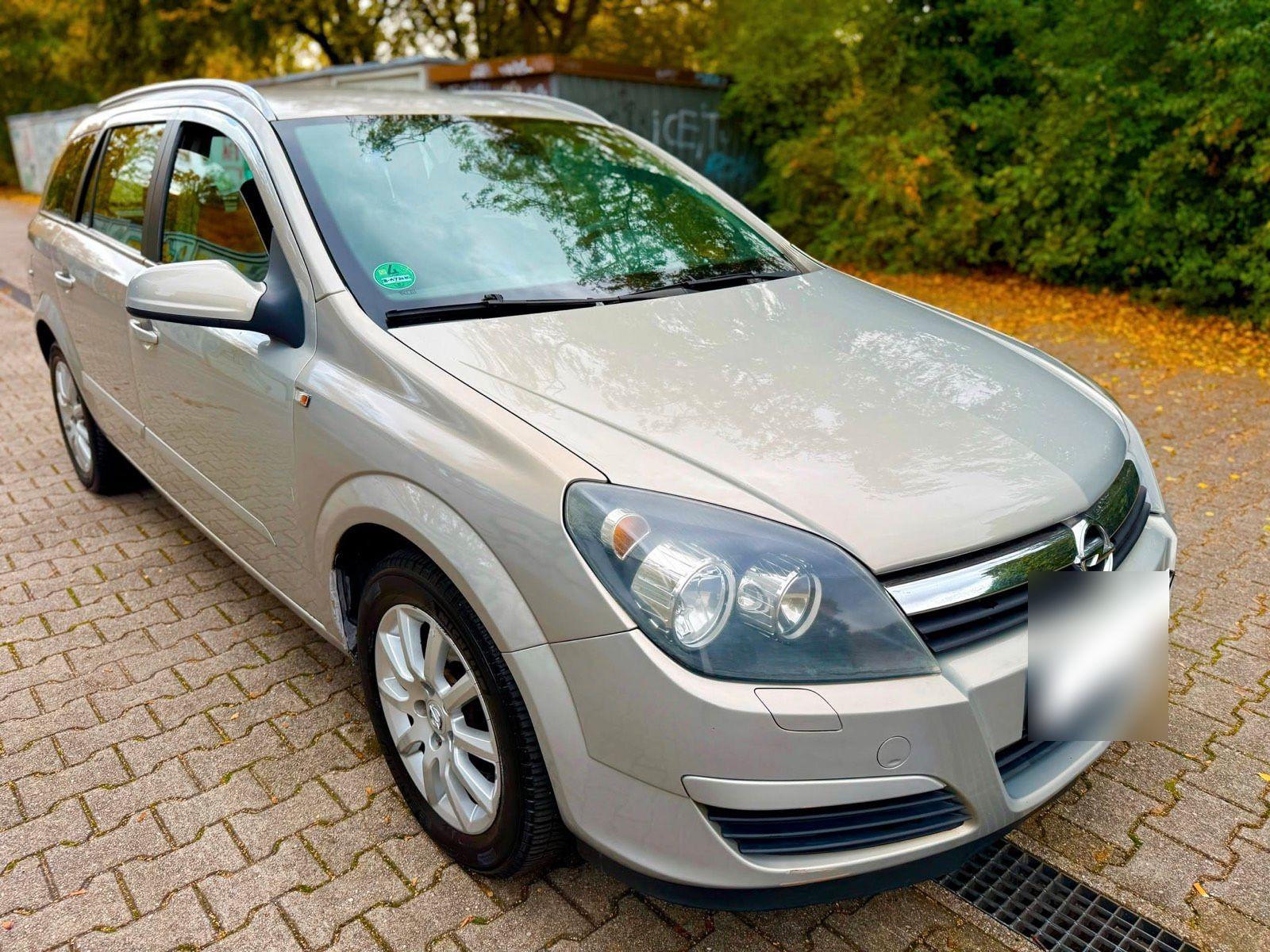 Opel Astra 2005 — фото 8