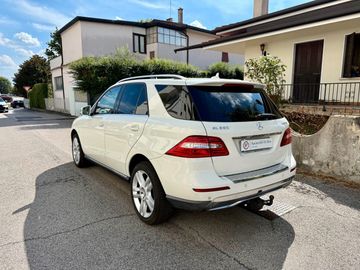 Mercedes ML 250 - 4