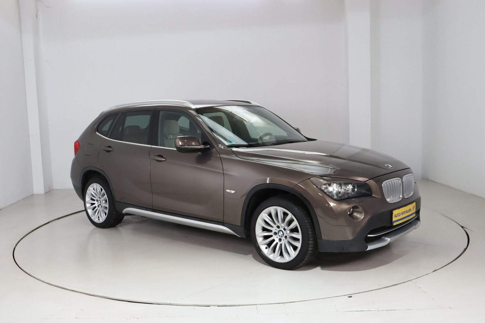 Fahrzeugabbildung BMW X1 xDrive28i * Pano * Leder * Xenon