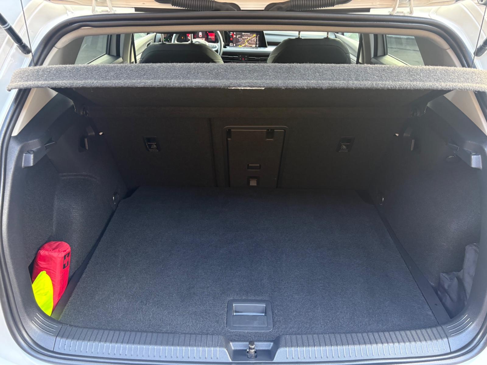 Volkswagen Golf VIII Lim. Active StHz/HuD/Kamera/ACC/Ambien, миниатюра 18