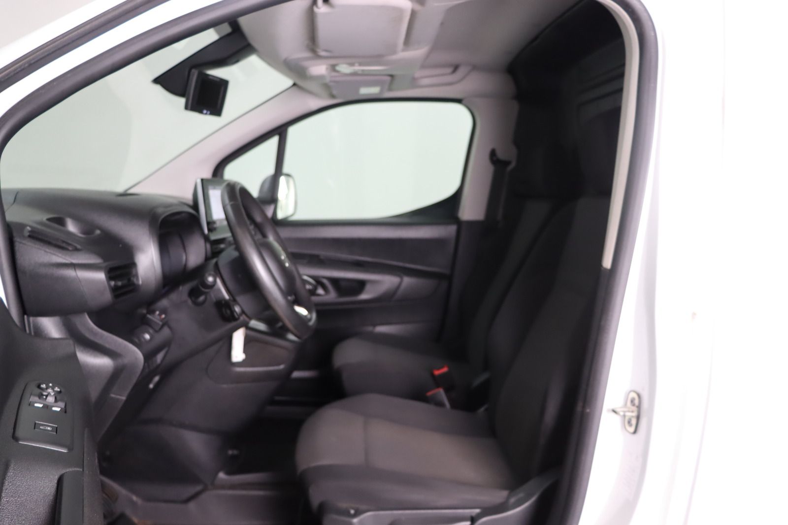Fahrzeugabbildung Citroën Berlingo Kasten * Navi * Anhängerk. * Lang