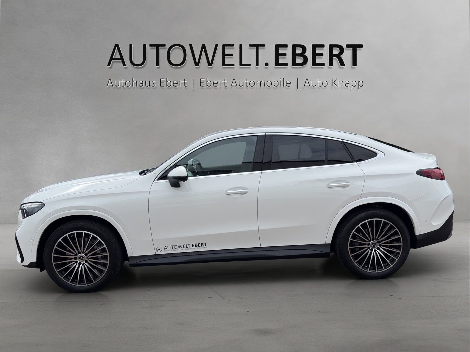 Fahrzeugabbildung Mercedes-Benz GLC 220 d 4M AMG Pano AHK 360° Carbon KeyGo Burm