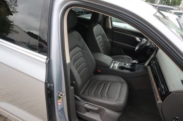 Volkswagen Touareg - 10