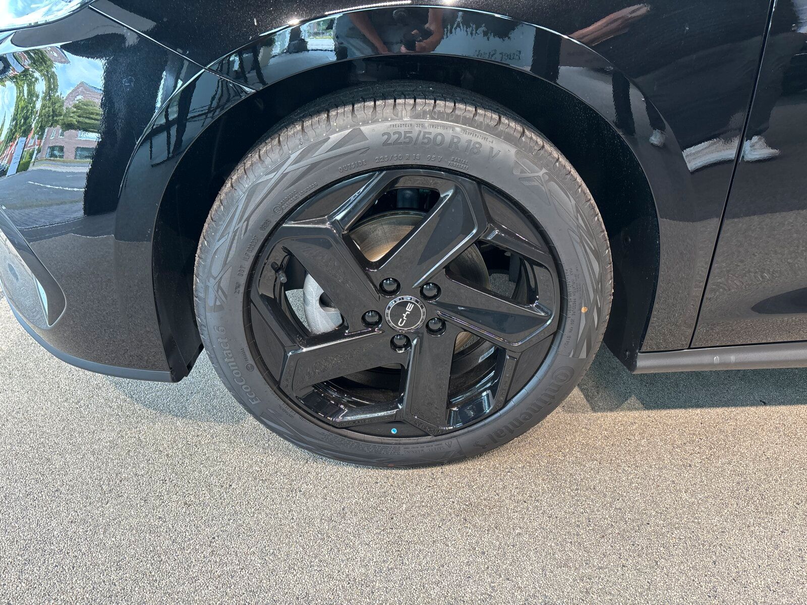 BYD SEAL 6
