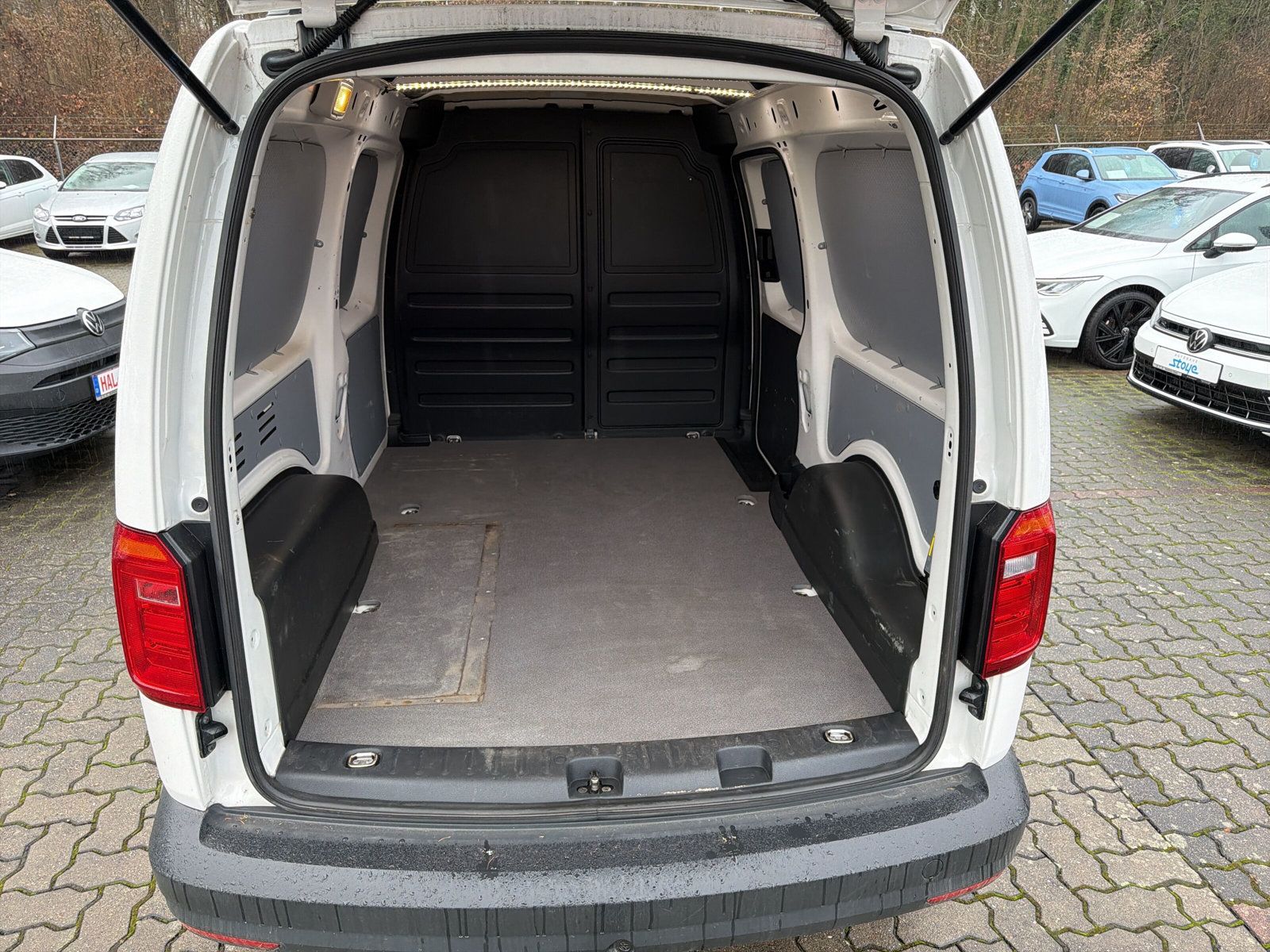 Caddy Maxi Kasten TDi Navi Klima AZV Kamera