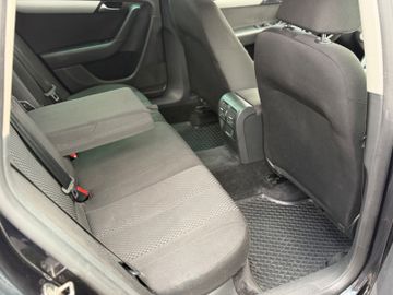 Volkswagen Passat Variant - 12
