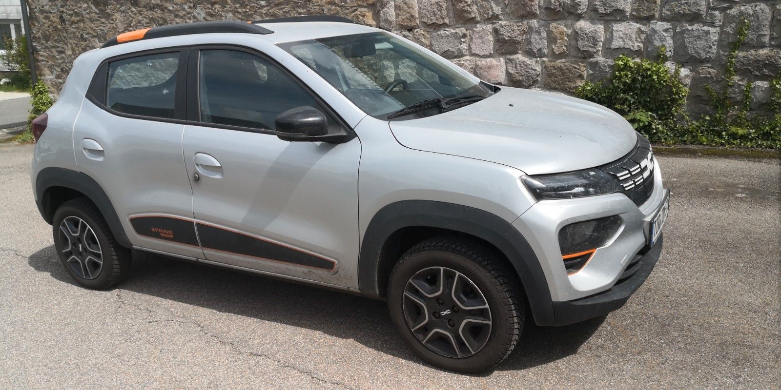 DACIA Spring