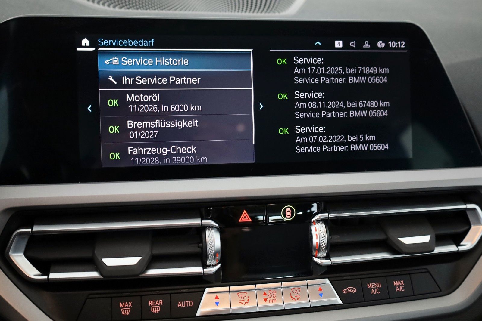 Fahrzeugabbildung BMW 330 e Advantage Touring,Navi,LED,Kamera,Carplay