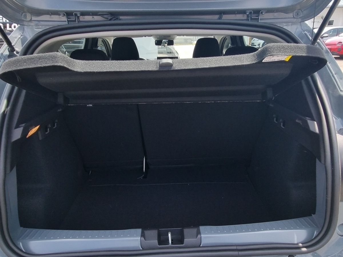 Fahrzeugabbildung Dacia Sandero Expression TCe 100
