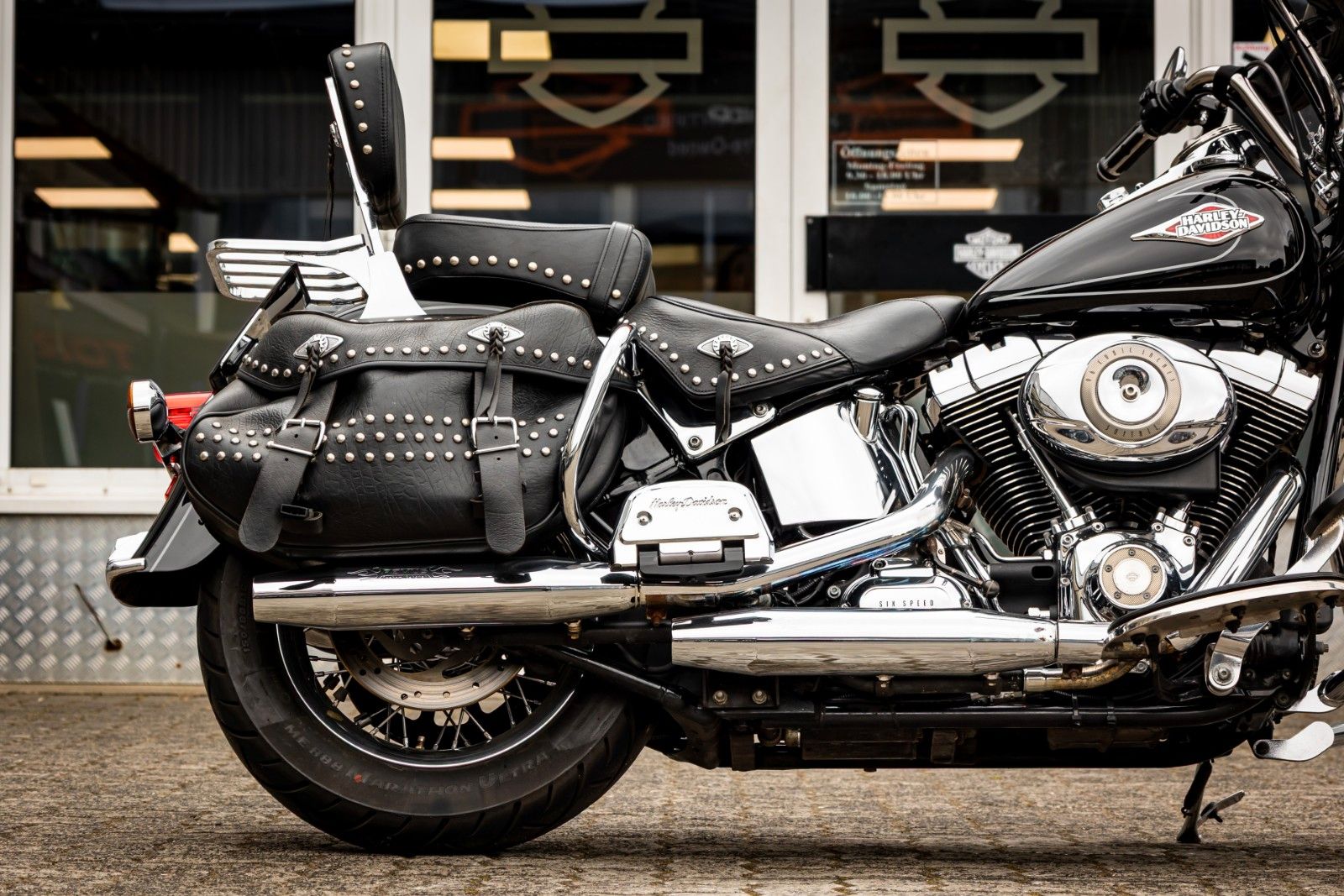 Fahrzeugabbildung Harley-Davidson Heritage Classic FLSTC 96cui - Remus -