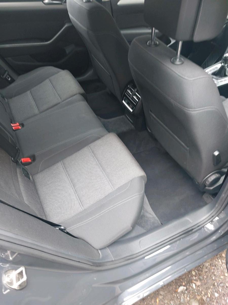 Volkswagen Passat 2015 — photo 11