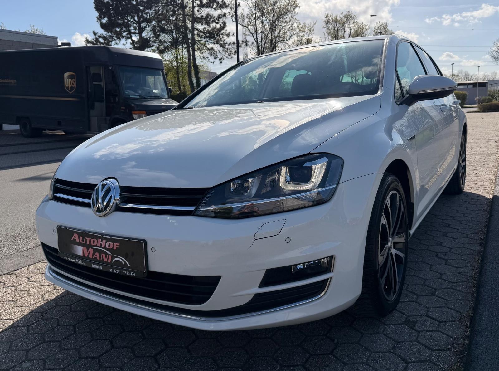 Volkswagen Golf VII Lim. Lounge BMT*DSG*Navi