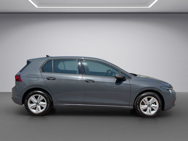 Golf VIII 1.5 eTSI Life DSG PDC SHZ ACC LED