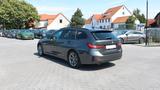 BMW 320e Touring xDrive Sport Shadow CarPlay AHK LED - BMW 320 mit Hybrid-Antrieb: Kombi
