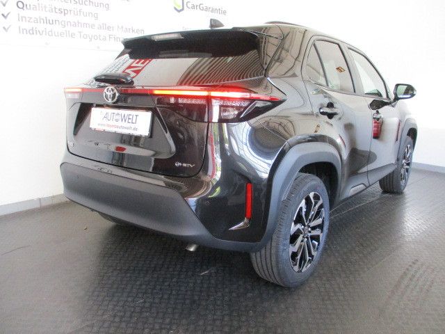 Fahrzeugabbildung Toyota Yaris Cross Hybrid FWD Teamplayer