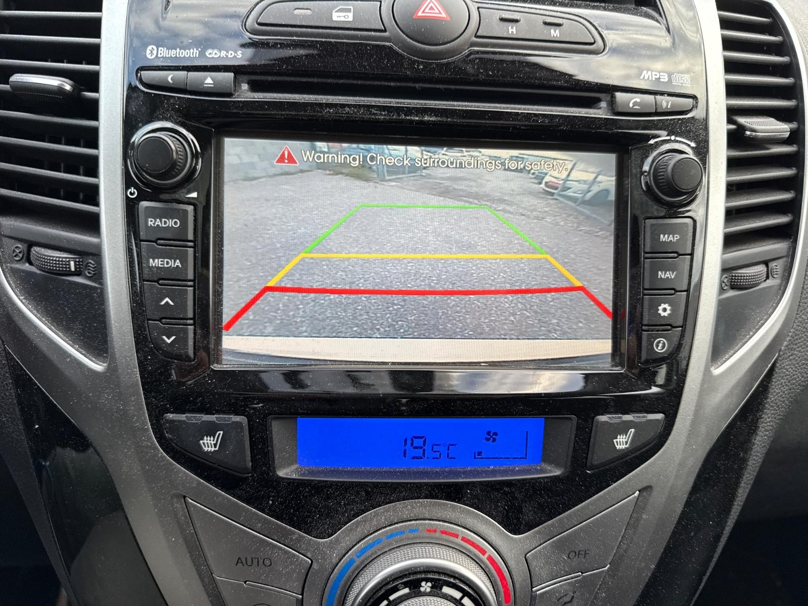 Hyundai ix20 2014 — photo 25