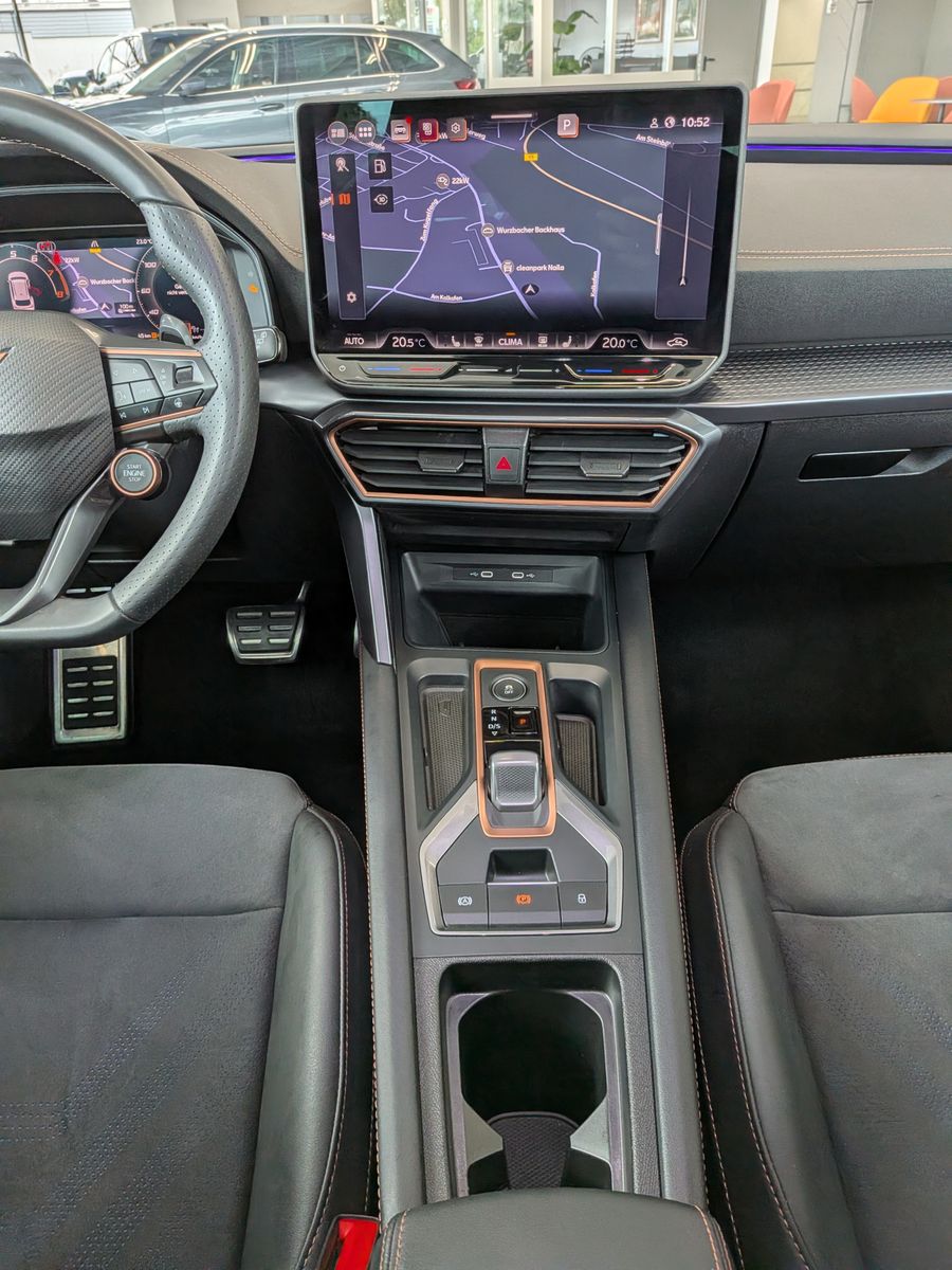 Fahrzeugabbildung CUPRA Leon 1.5 eTSI Dynamic-Edge-Paket Pano Cam AHK 18