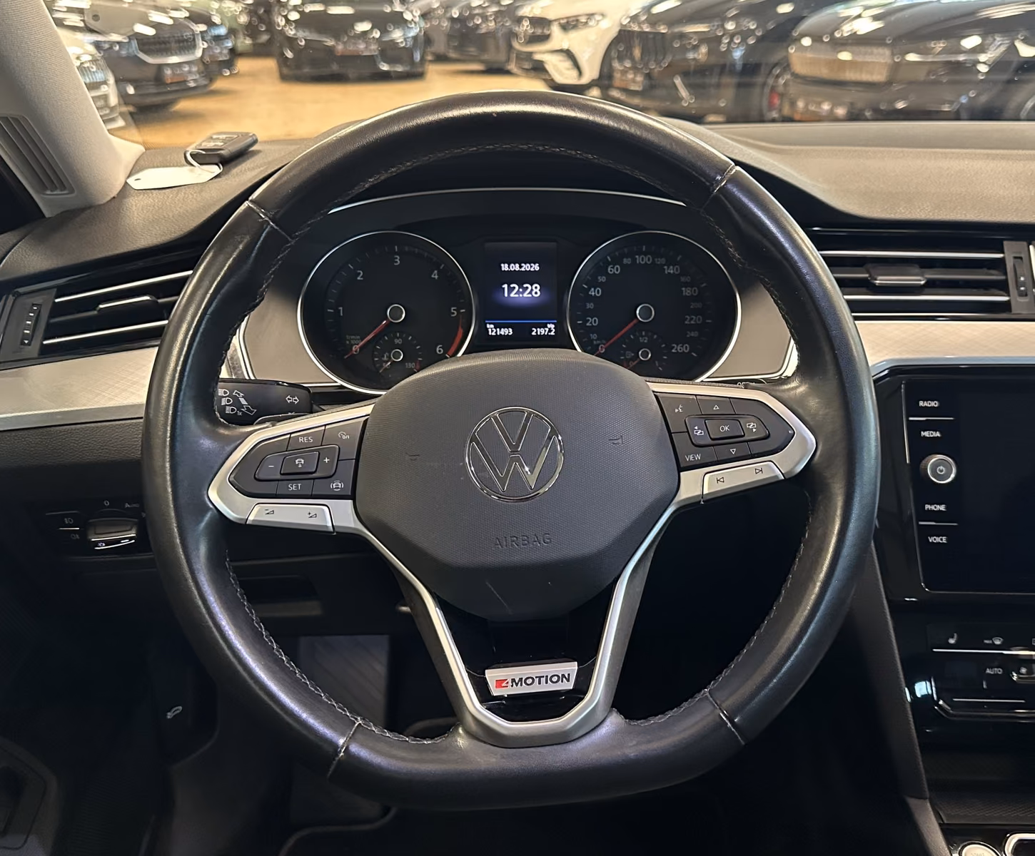 Volkswagen Passat 4Motion*2,0TDI*Pano*ACC*AHK*Massage*1Hand, миниатюра 16