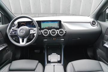 صورة مصغرة 12 لـ 2023 Mercedes-BENZ EQA
