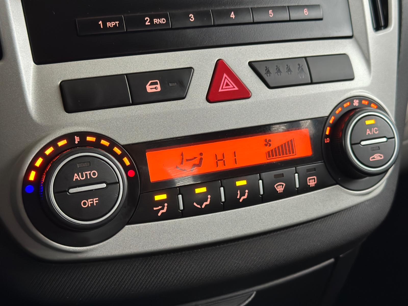 Kia cee'd 2009 — photo 28