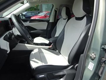 Fotografie 24 des VW Tiguan 1.5 eTSI Elegance*LEDplus*AHK*Navi 1.5 eT