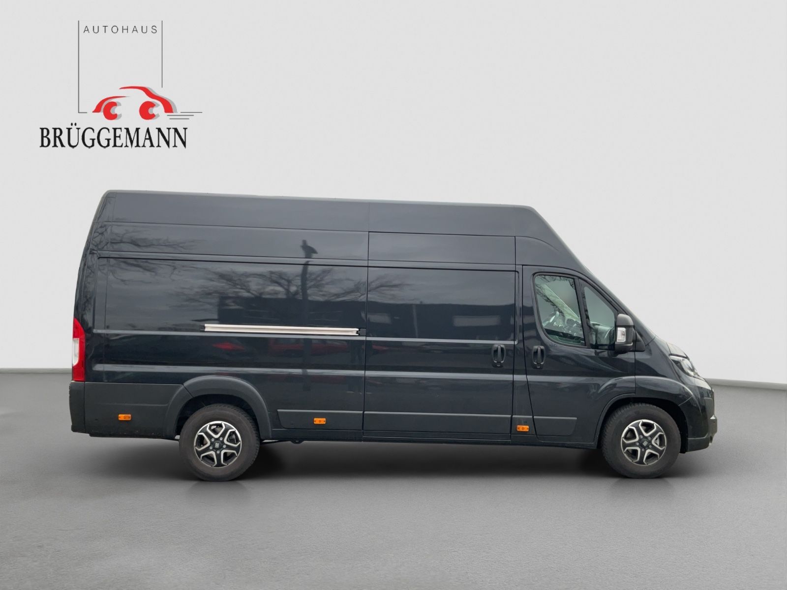 Fahrzeugabbildung Fiat Ducato Maxi L4H3 180 Mj Automatik 360°Navi