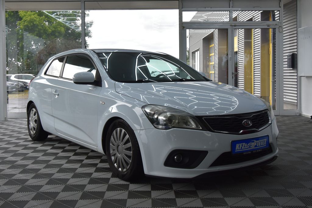 Kia cee'd / Ceed