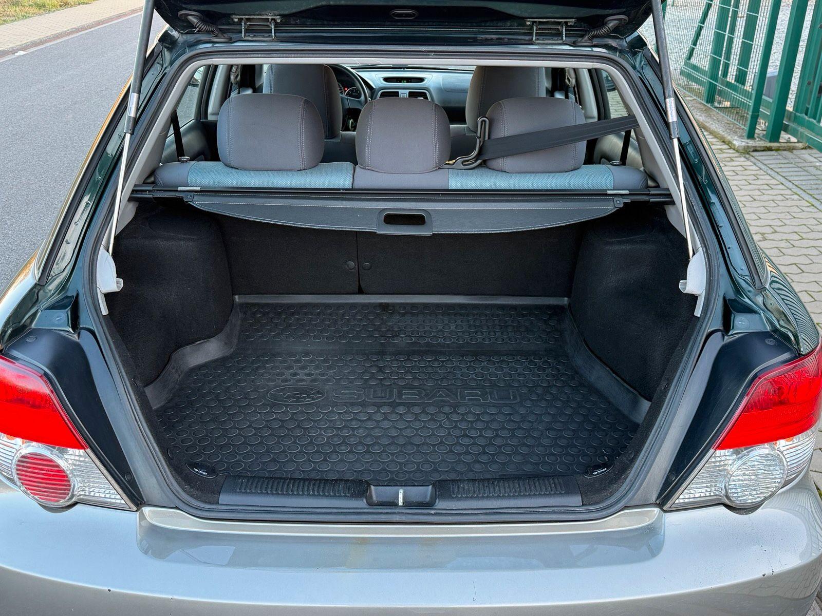 Subaru Impreza 2005 — photo 9