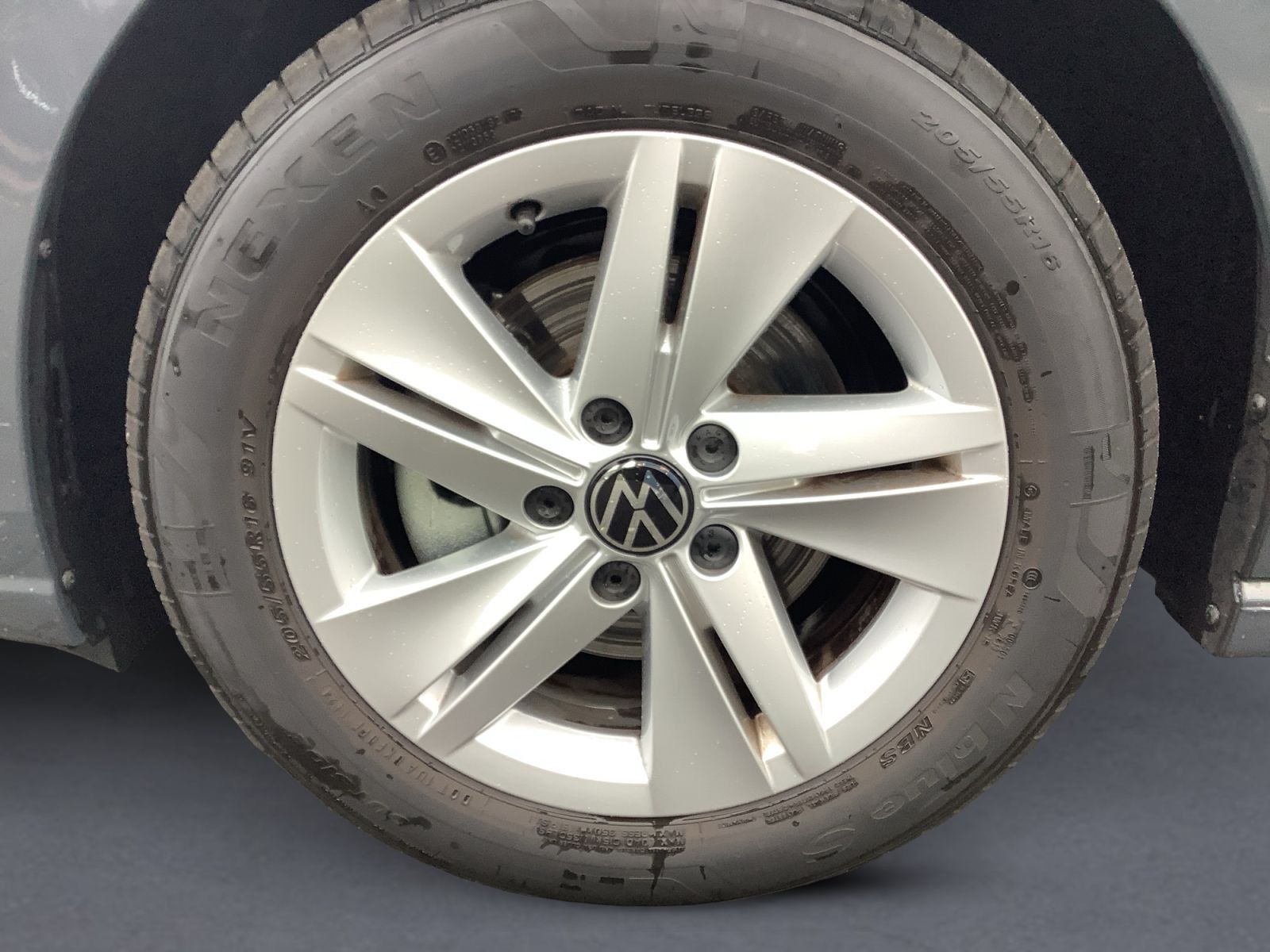 Volkswagen Golf - Bild 14