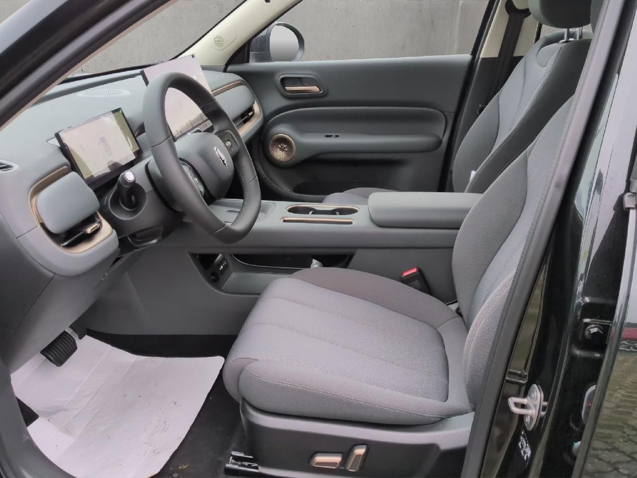 Fahrzeugabbildung GWM Ora 5 1.5 Turbo 118 kW FWD Premium