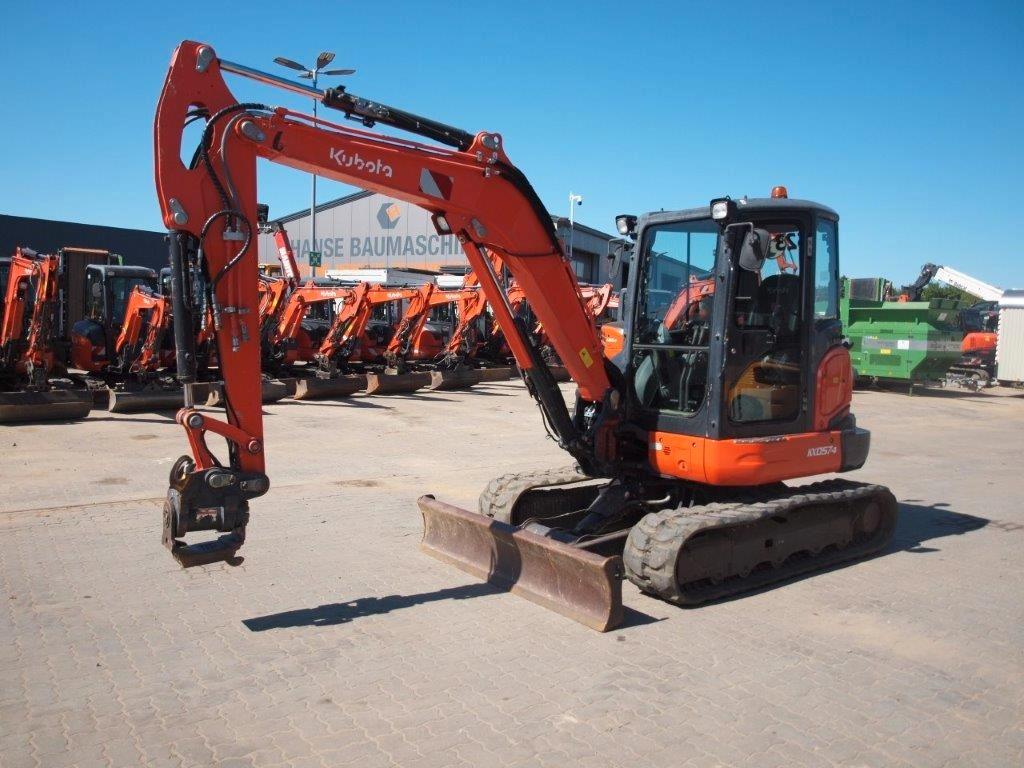 Kubota KX057-4 / POWERTILT