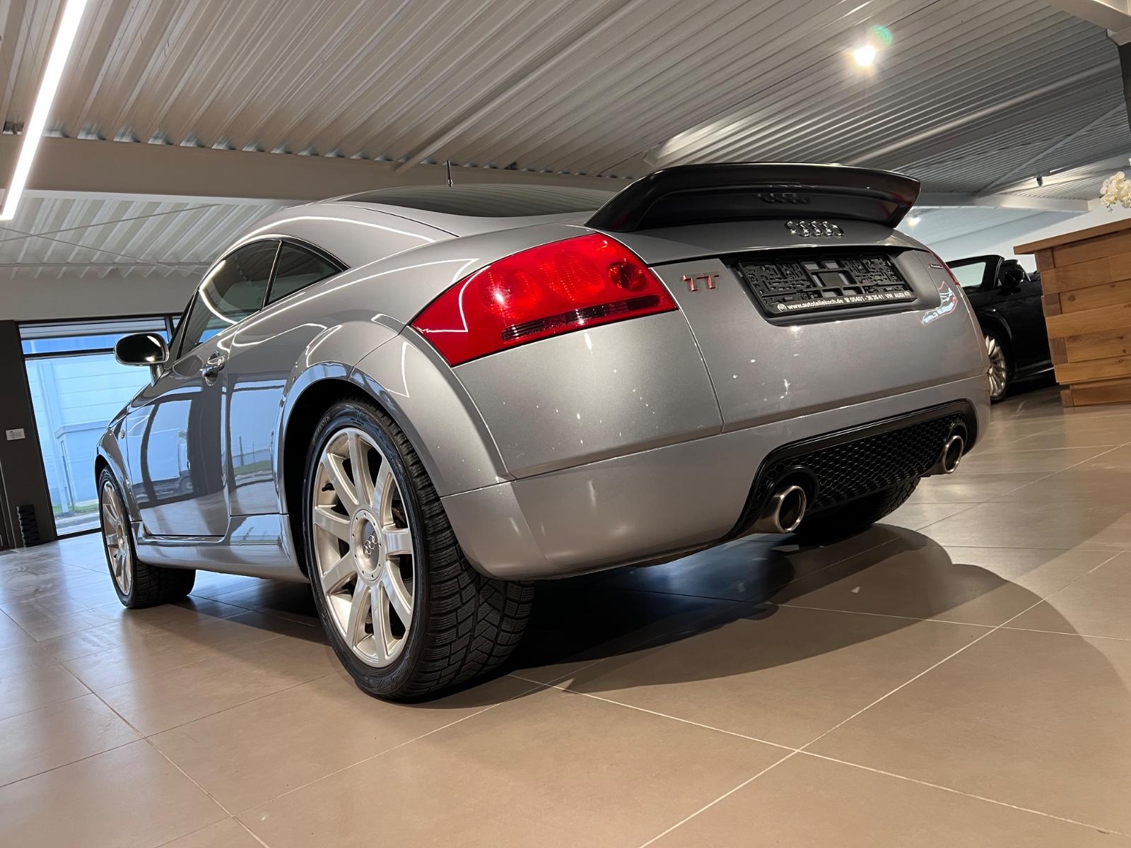 Audi TT Coupe 3.2 V6 DSG quattro NAVI LEDER TEMPOMAT