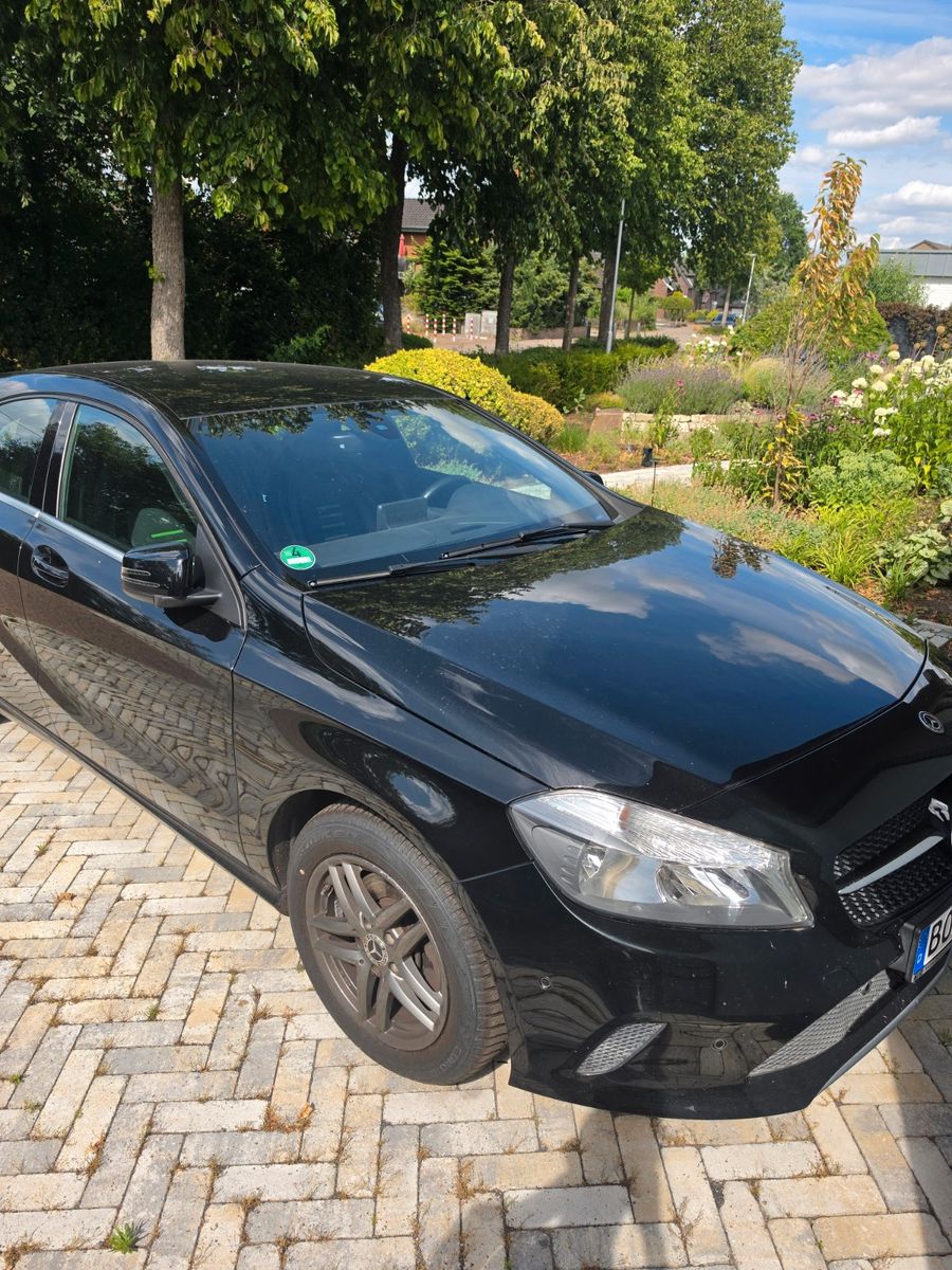 MERCEDES-BENZ A 180 Style Style