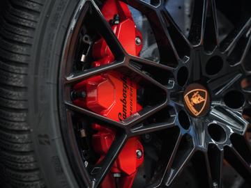 صورة 10 لـ 2025 Lamborghini TEMERARIO