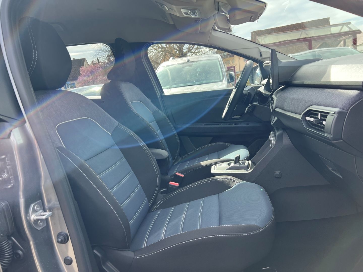 Fahrzeugabbildung Dacia Jogger Journey 120 ECO-G  Klimaautom Fahrerprofi