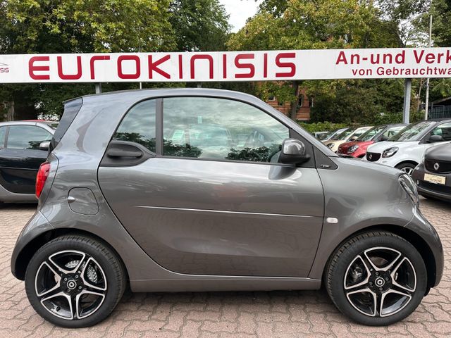 Smart fortwo 66kW DCT prime SPORT*LEDER*NAVI*SHZ*KAM*